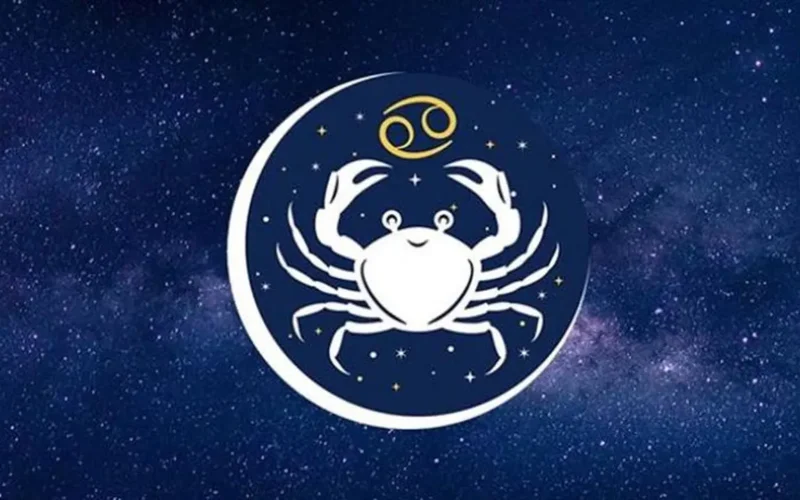 توقعات برج السرطان.. نصائح مهنية وعاطفية في طالع يوم 15 فبراير 2026